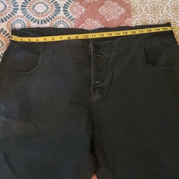 Black skinny jeans - Picture 3 of 5